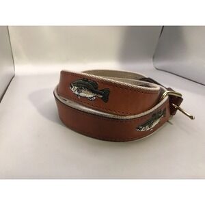 World Wide Sportsman By Leather Man Ltd Size 40 Embellished With Fish